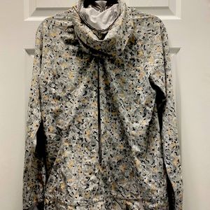 Lululemon light pullover (size 8)